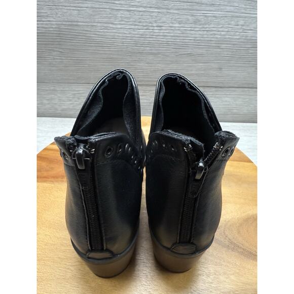 Bueno Women’s Cora Ankle Boots Booties Black Nubuck Eyelet Block Zip. Read. - Picture 6 of 10